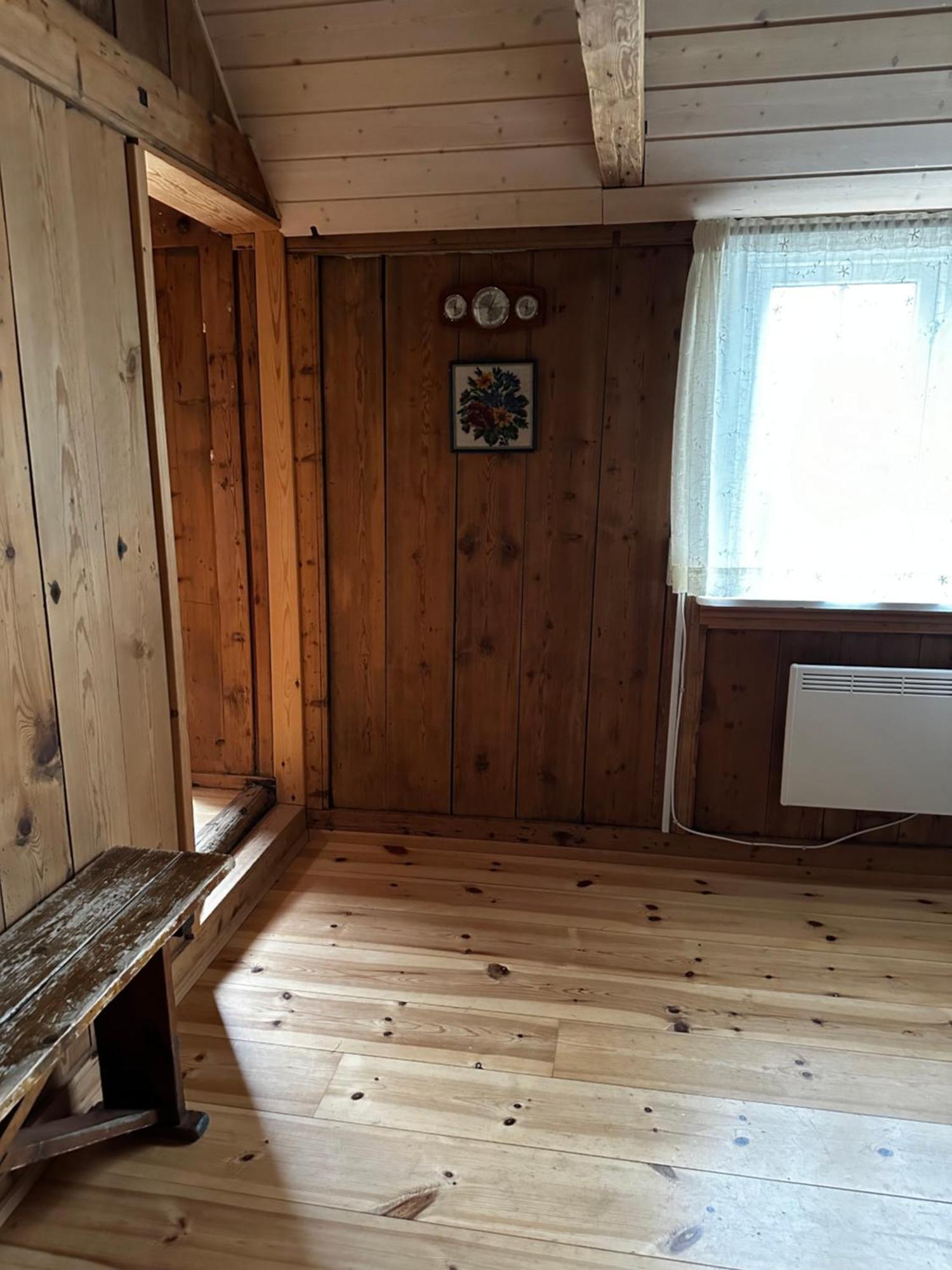 Charming Old Style Shanty Hvalba Buitenkant foto